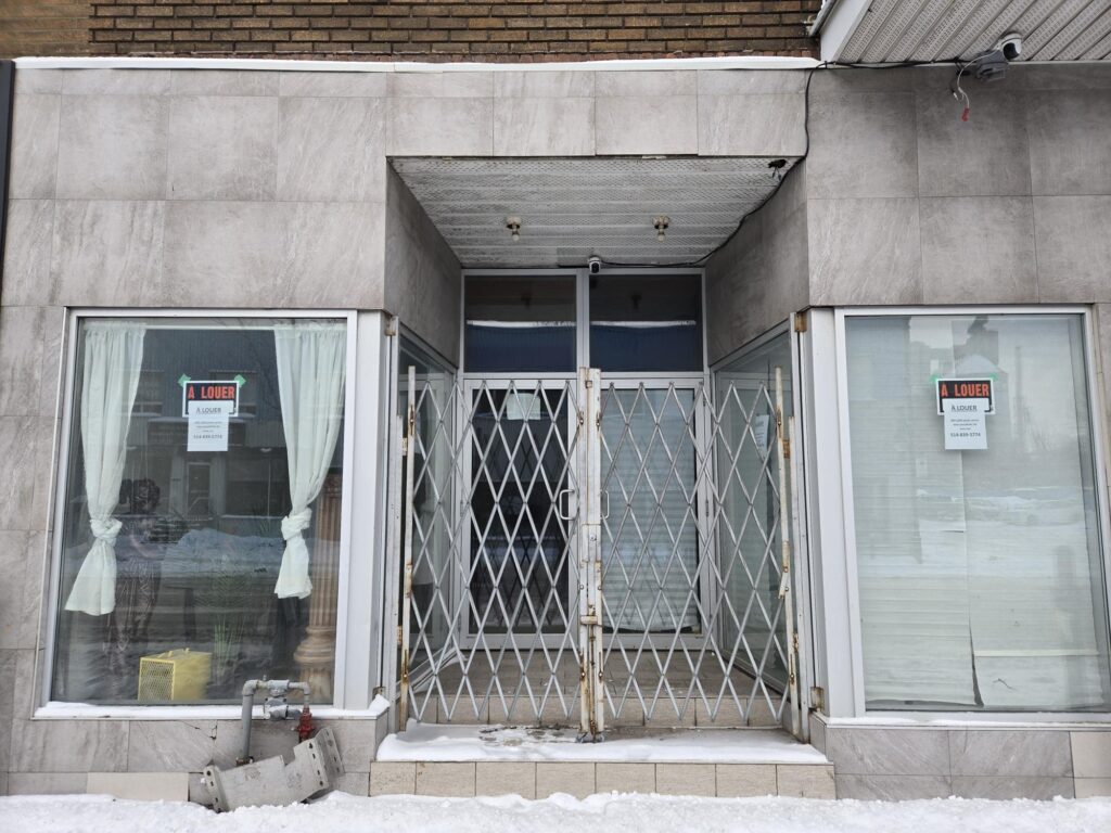 3937 Sainte-Catherine001